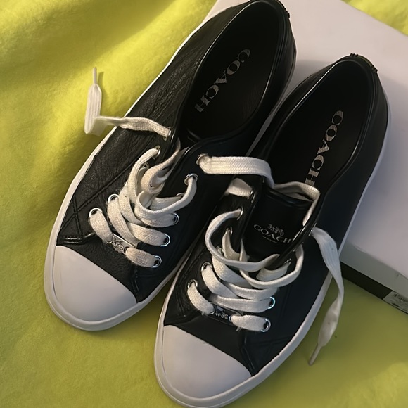 Coach Leather Sneakers size 6.5 - Picture 6 of 11